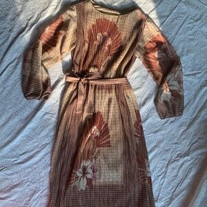 Authentic ILGWU 1970’s sheer gold floral shimmer metallic pleated dress XS S M